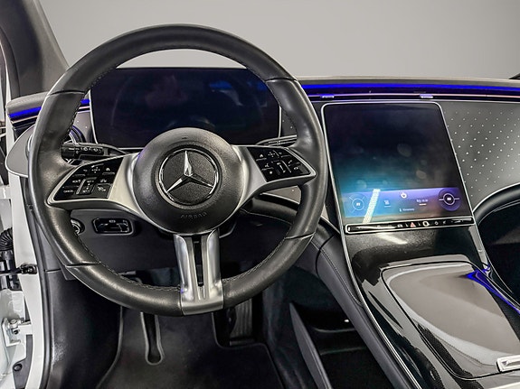 Mercedes-Benz EQE350 13 of 30