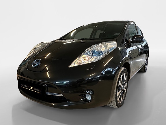 Nissan Leaf 3 of 30