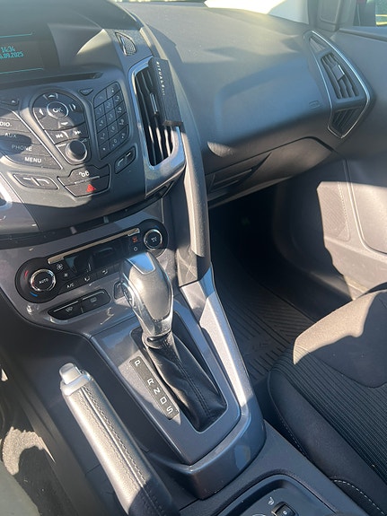 Ford Focus 12 of 21