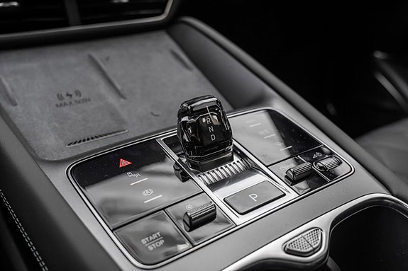 BYD Sealion 7 10 of 14