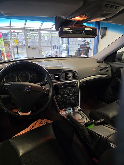 Volvo V70 10 of 20