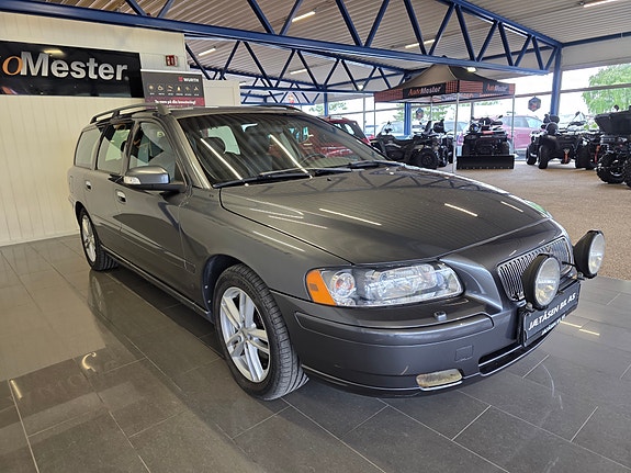 Volvo V70 5 of 20