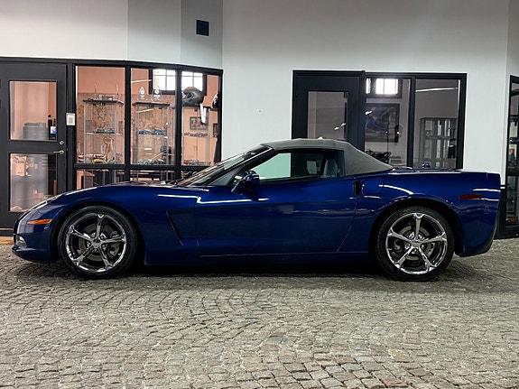 Chevrolet Corvette 2 of 19