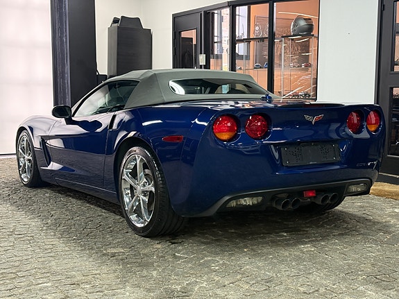 Chevrolet Corvette 3 of 19