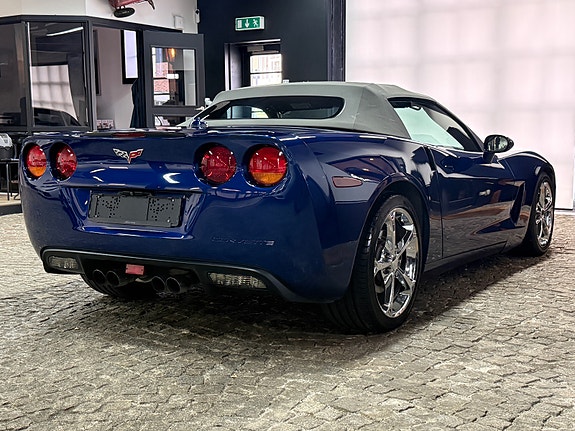 Chevrolet Corvette 7 of 19