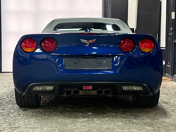 Chevrolet Corvette 4 of 19