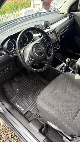 Suzuki Swift 24 of 29