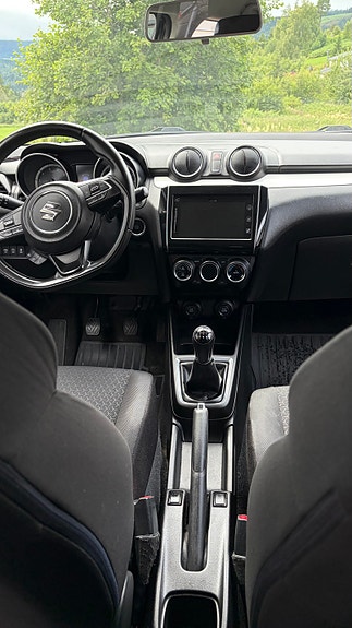 Suzuki Swift 21 of 29