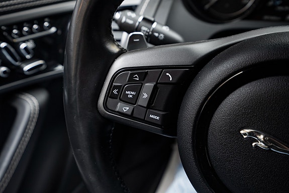 Jaguar F-TYPE 13 of 20