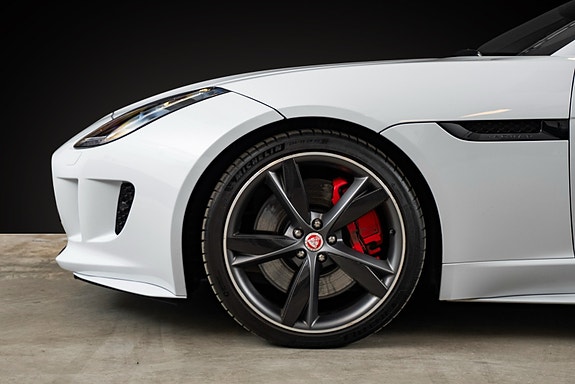 Jaguar F-TYPE 4 of 20