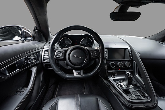 Jaguar F-TYPE 11 of 20