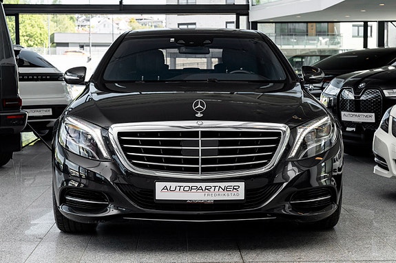 Mercedes-Benz S500 5 of 29