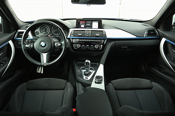 BMW 330e 14 of 30