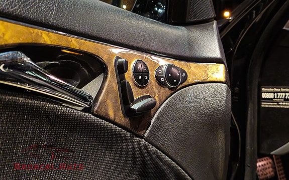 Mercedes-Benz E280 10 of 30