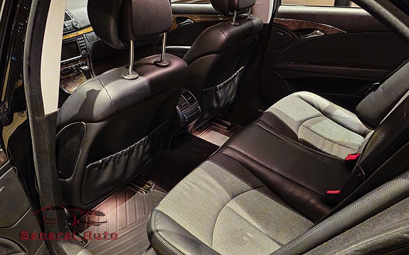 Mercedes-Benz E280 18 of 30