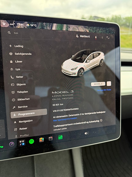 Tesla Model 3 6 of 13