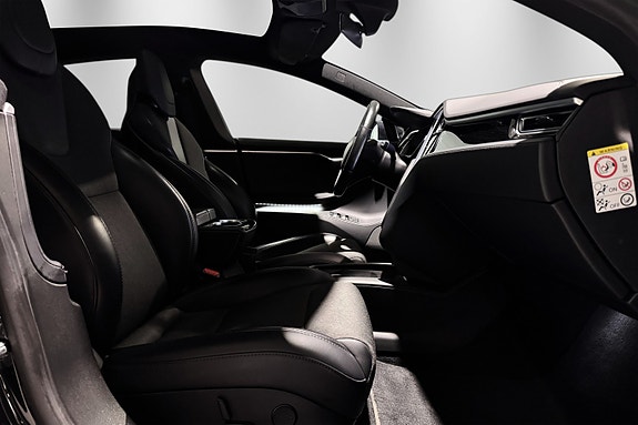 Tesla Model S 30 of 30