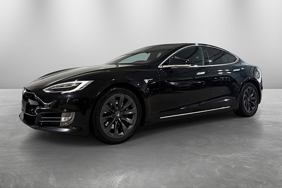 Tesla Model S 2 of 30