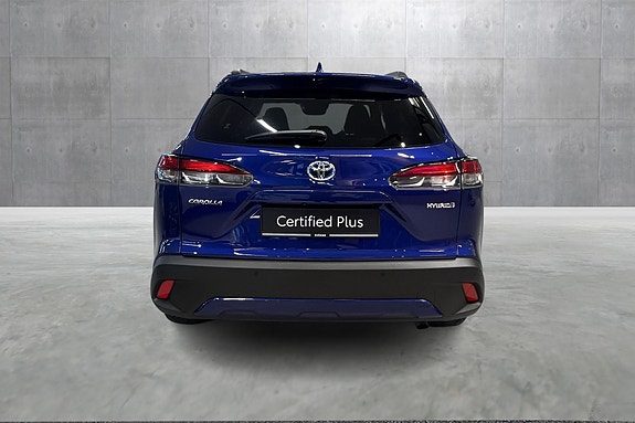 Toyota Corolla Cross 4 of 19