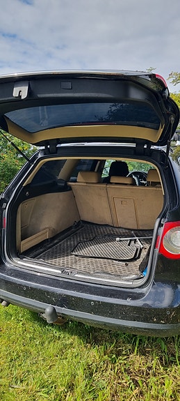 Volkswagen Passat 3 of 16