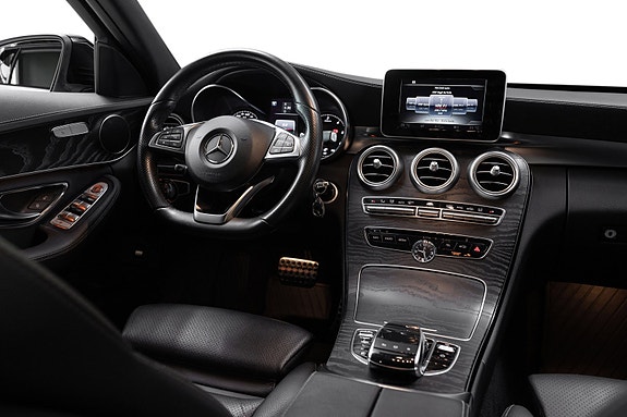 Mercedes-Benz C220 d 26 of 30