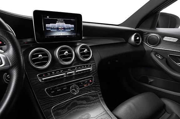 Mercedes-Benz C220 d 21 of 30