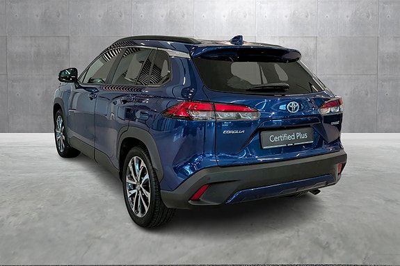 Toyota Corolla Cross 3 of 21