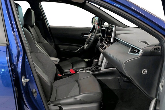 Toyota Corolla Cross 16 of 21