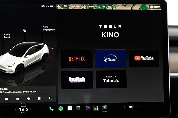Tesla Model Y 24 of 24