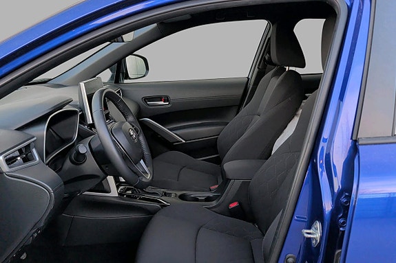Toyota Corolla Cross 4 of 5