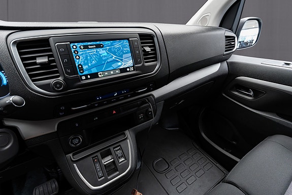 Opel Vivaro 8 of 30