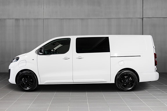 Opel Vivaro 2 of 30
