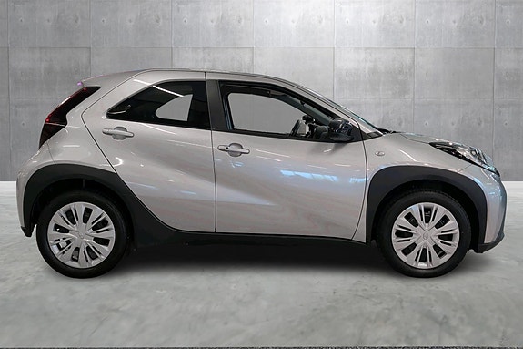 Toyota Aygo X 6 of 21