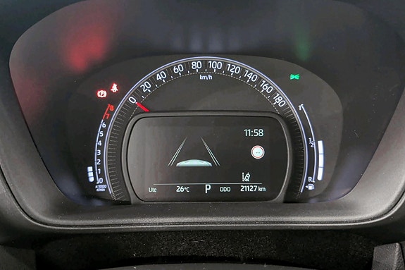 Toyota Aygo X 13 of 21