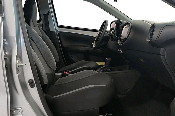Toyota Aygo X 16 of 21