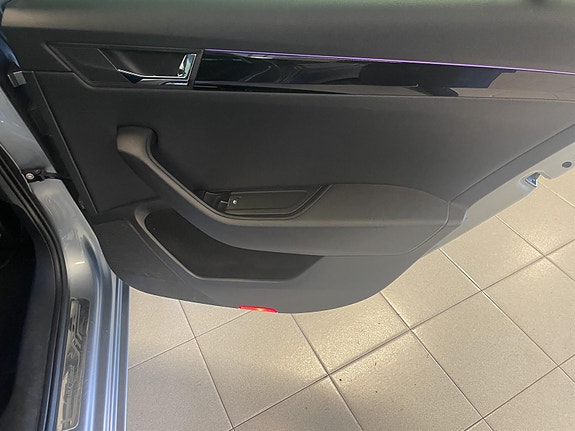 Skoda Superb 25 of 30