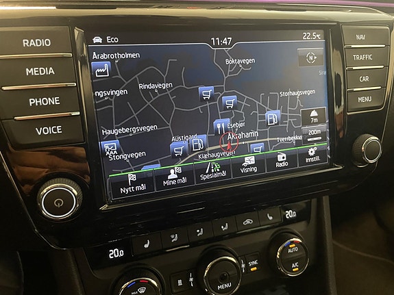 Skoda Superb 16 of 30
