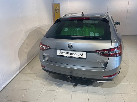 Skoda Superb 6 of 30