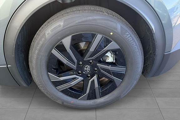 Toyota C-HR+ 22 of 22