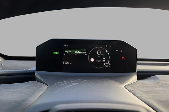 Toyota C-HR+ 13 of 22
