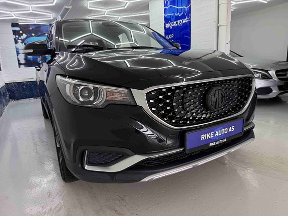 MG ZS EV 15 of 30