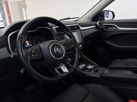 MG ZS EV 17 of 30