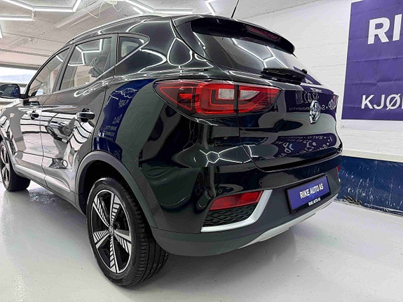 MG ZS EV 8 of 30