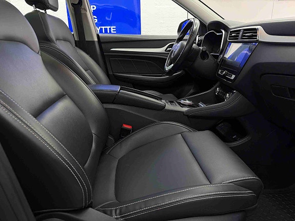 MG ZS EV 19 of 30