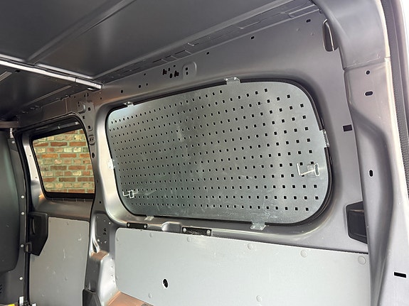 Opel Vivaro 23 of 30