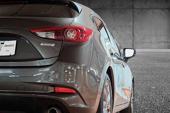 Mazda 3 9 of 30