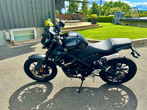 Yamaha MT-125 6 of 28
