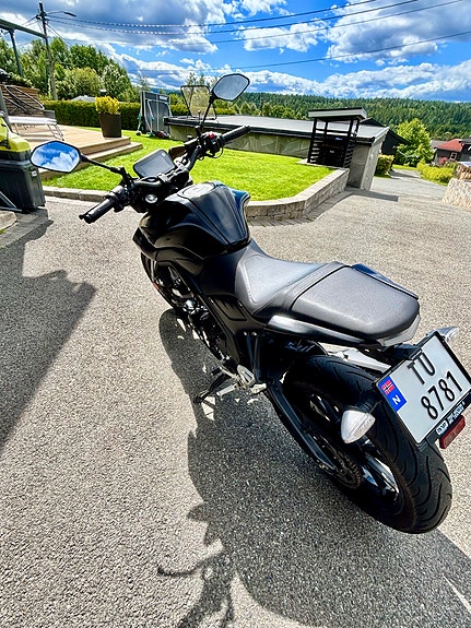 Yamaha MT-125 9 of 28