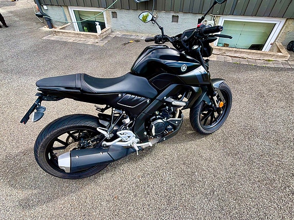 Yamaha MT-125 8 of 28