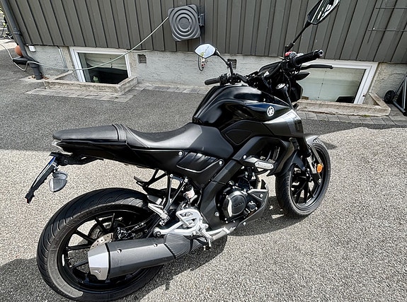Yamaha MT-125 3 of 28